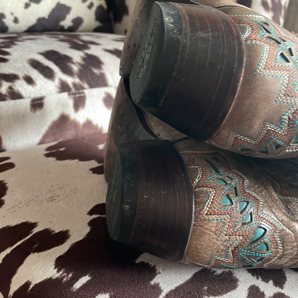 🌺SOLD🌺Lucchese Brown Leather Western Heeled Boots with Turquoise Stitching - Picture 5 of 6